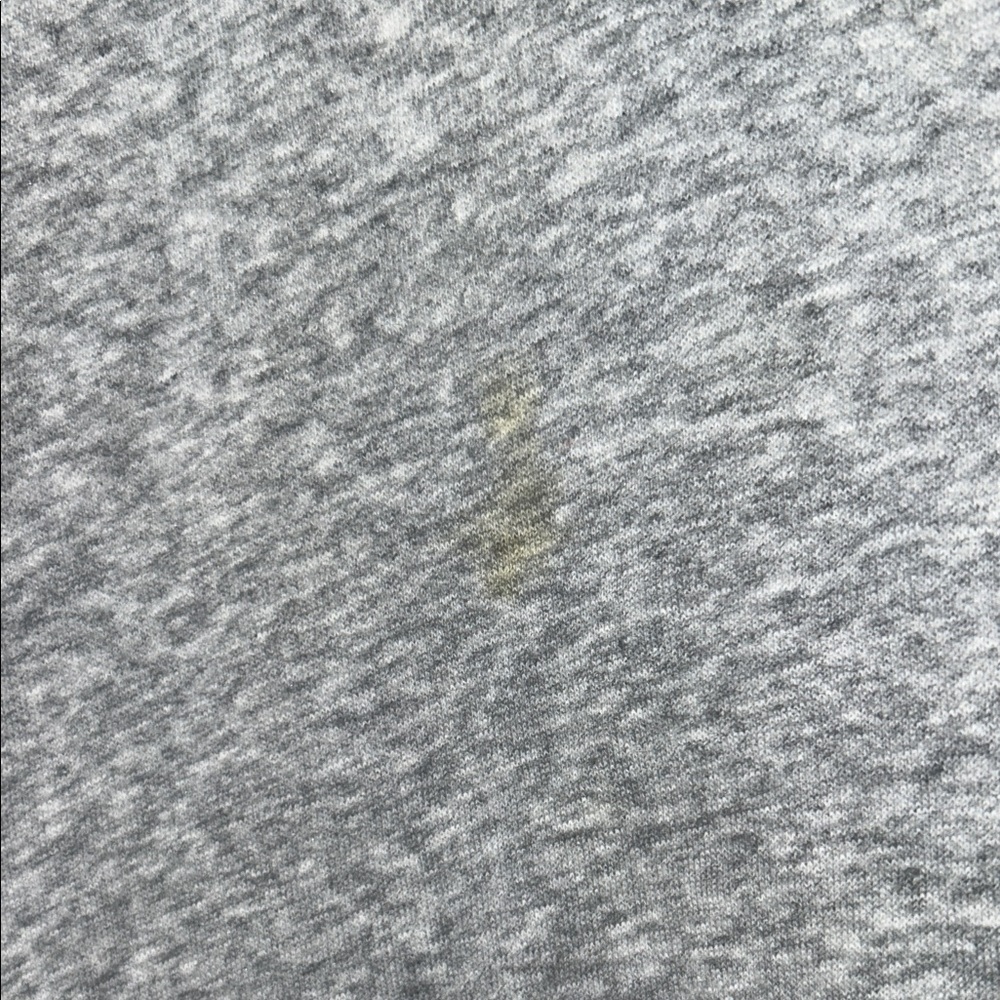 UNDER ARMOUR Heather Gray Pullover - Picture 2 of 4
